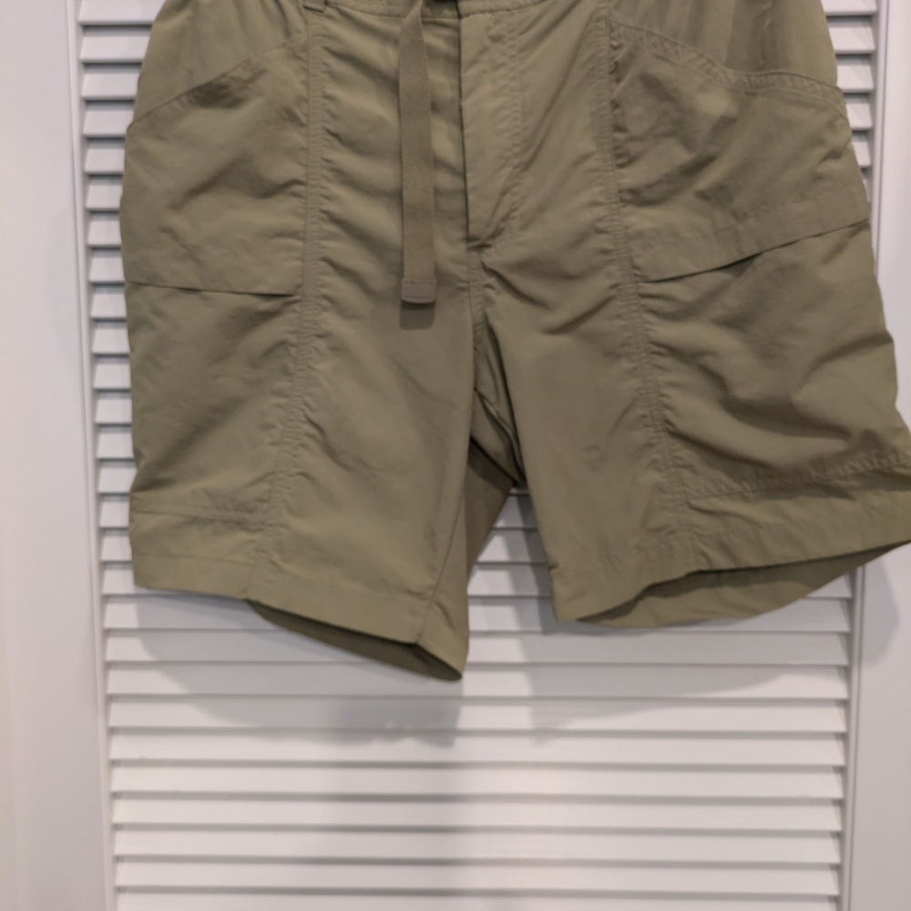 Eddie Bauer Tan Cargo Shorts Lightweight Outdoor Size Small